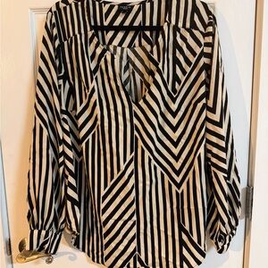 torrid Black & White Geometric Stripe V-Neck Blouse